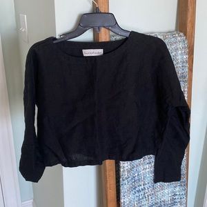 Love & Confuse black long sleeve crop top linen